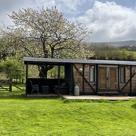 1 Bed Converted Railway Wagon Near Crickhowell Esterno foto